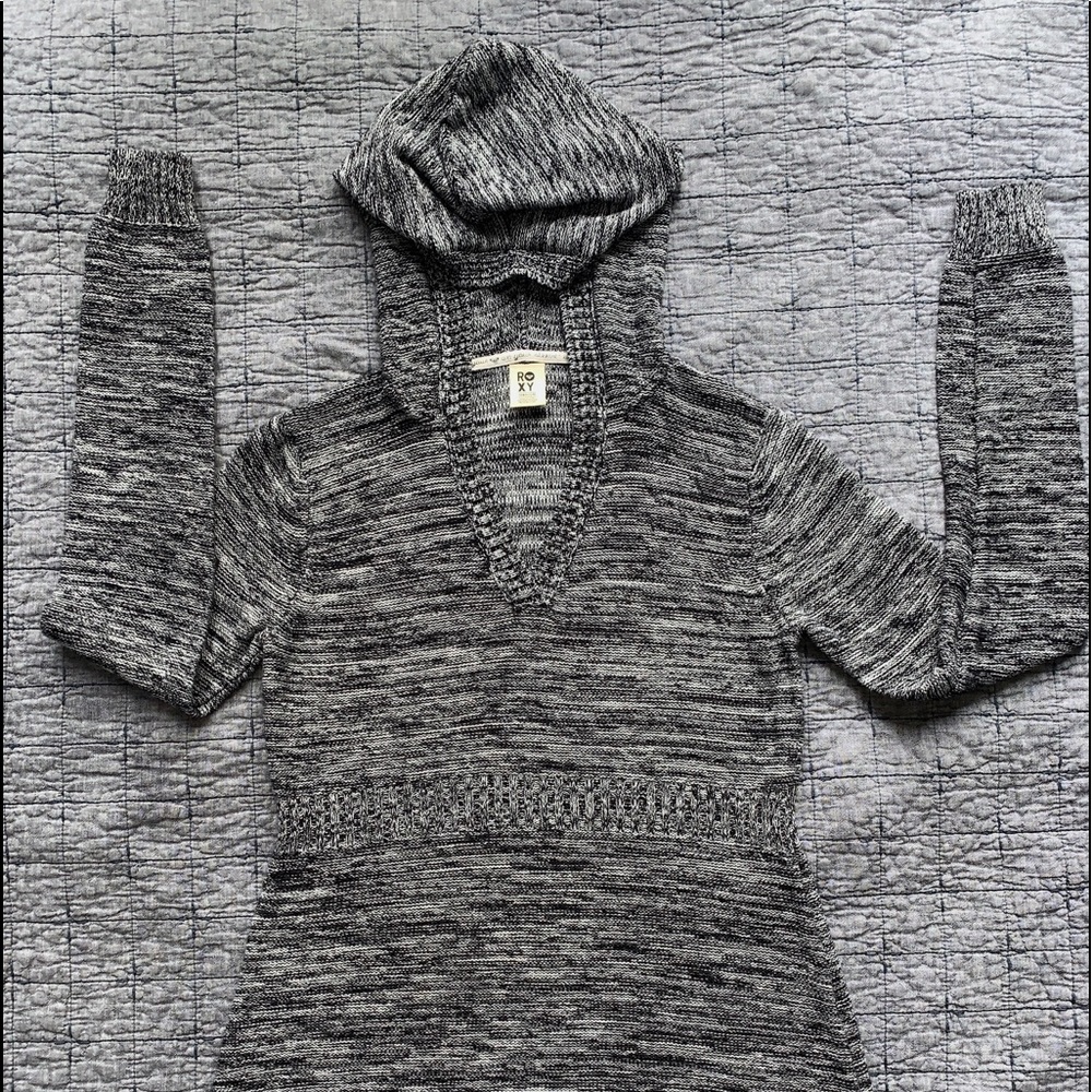 Roxy hooded sweater